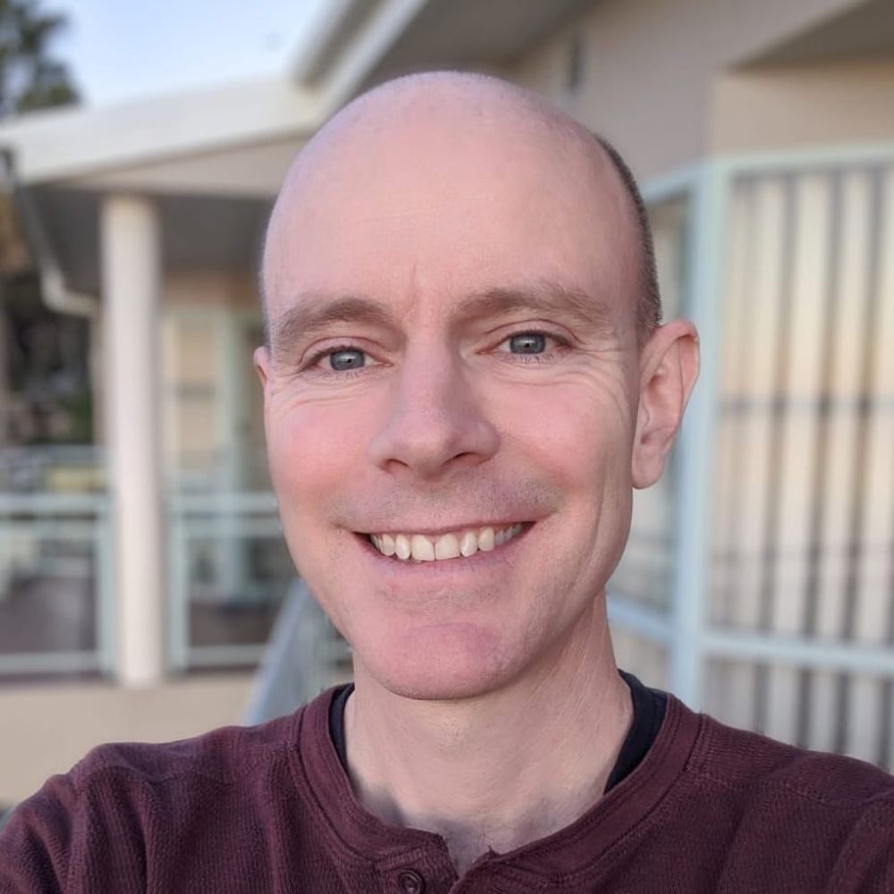 Stephen Shead