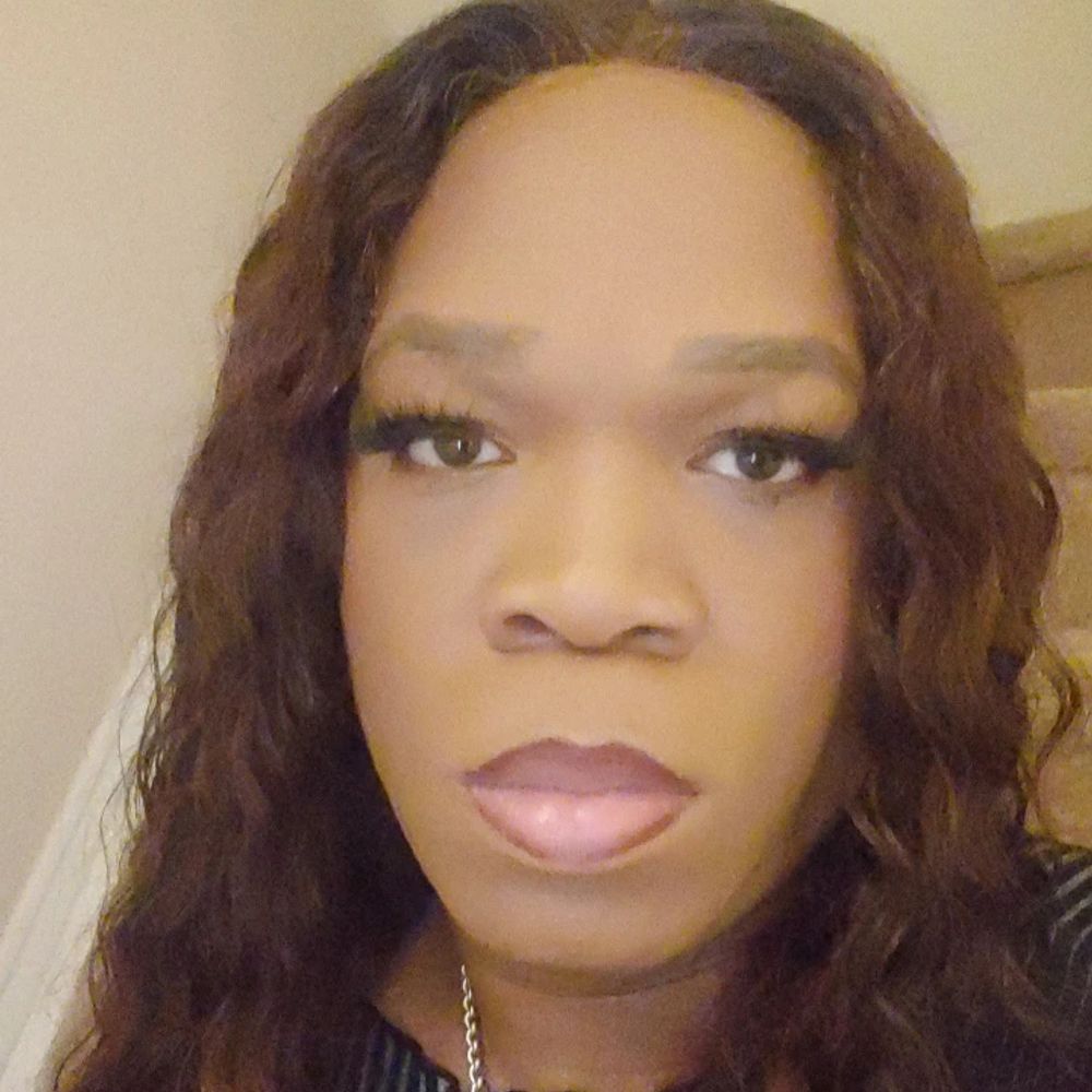 Traci V.