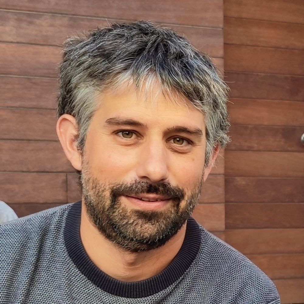 Xavi Bach