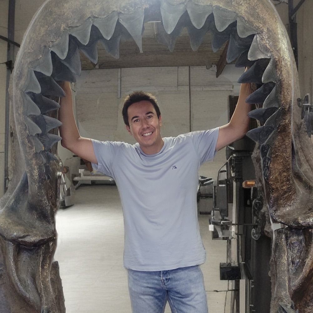 Dr. Claudio Barria 🦈