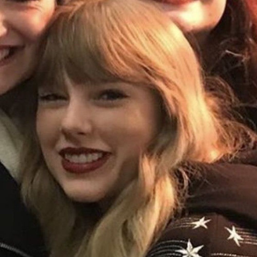 kat ✨