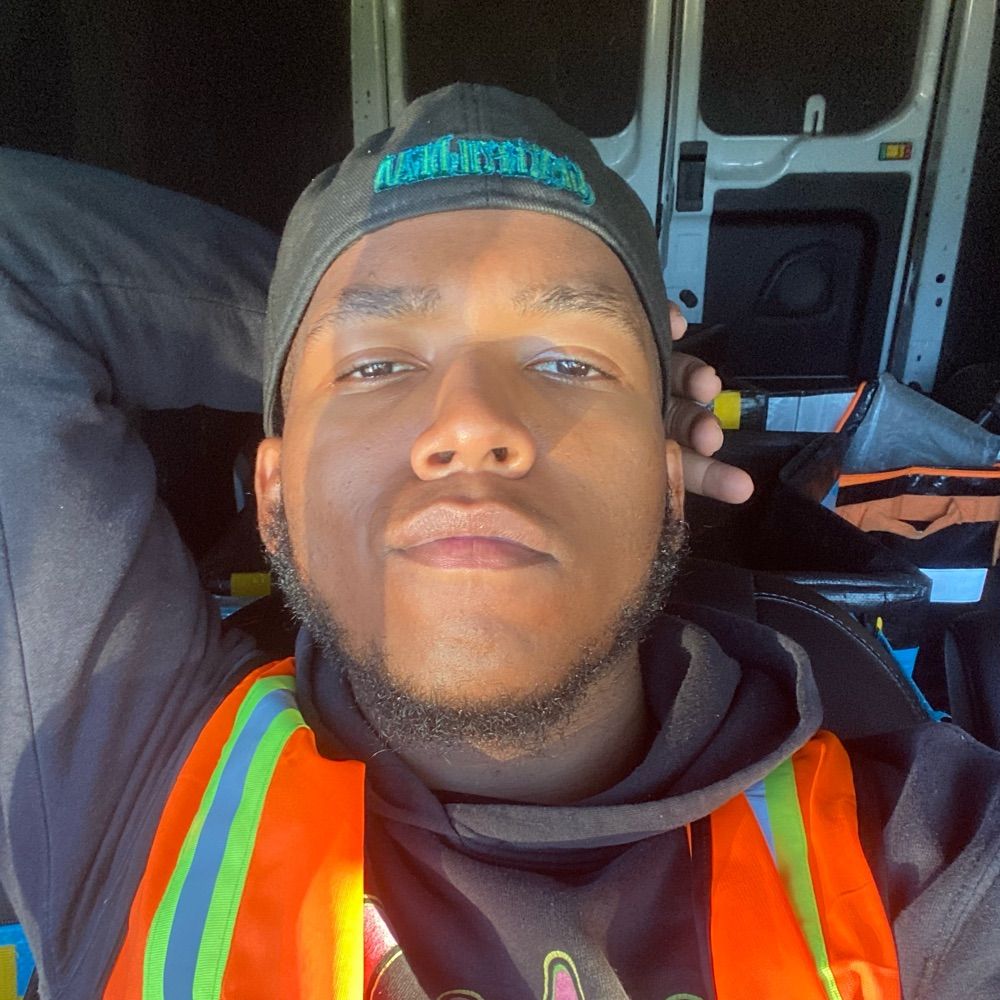 chris🇩🇴🏳️‍🌈♊️
