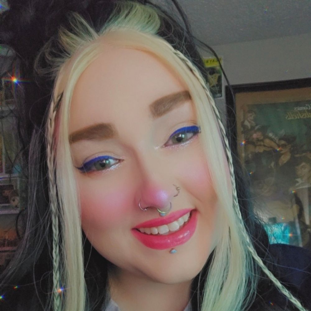Persie 🦋 Twitch Streamer/Little Stinker🦋