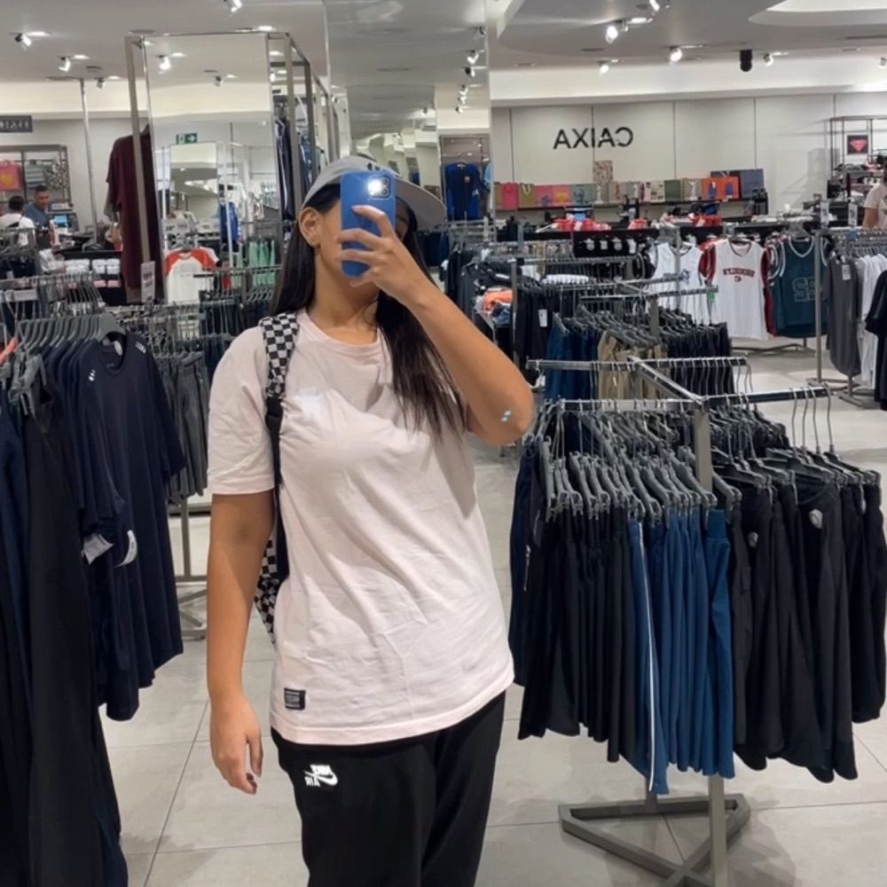 lariivazz 