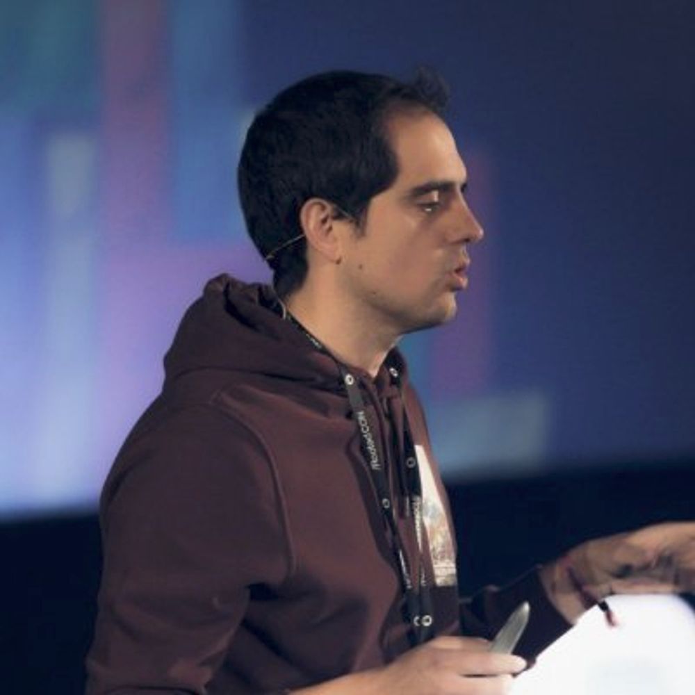 Dr. Alfonso Muñoz - Hacker y librepensador :)