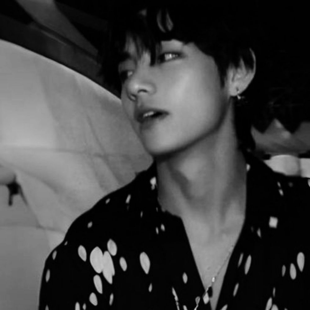 𝗻𝘆𝘀𝗮 ✧ phd in taehyung gender studies