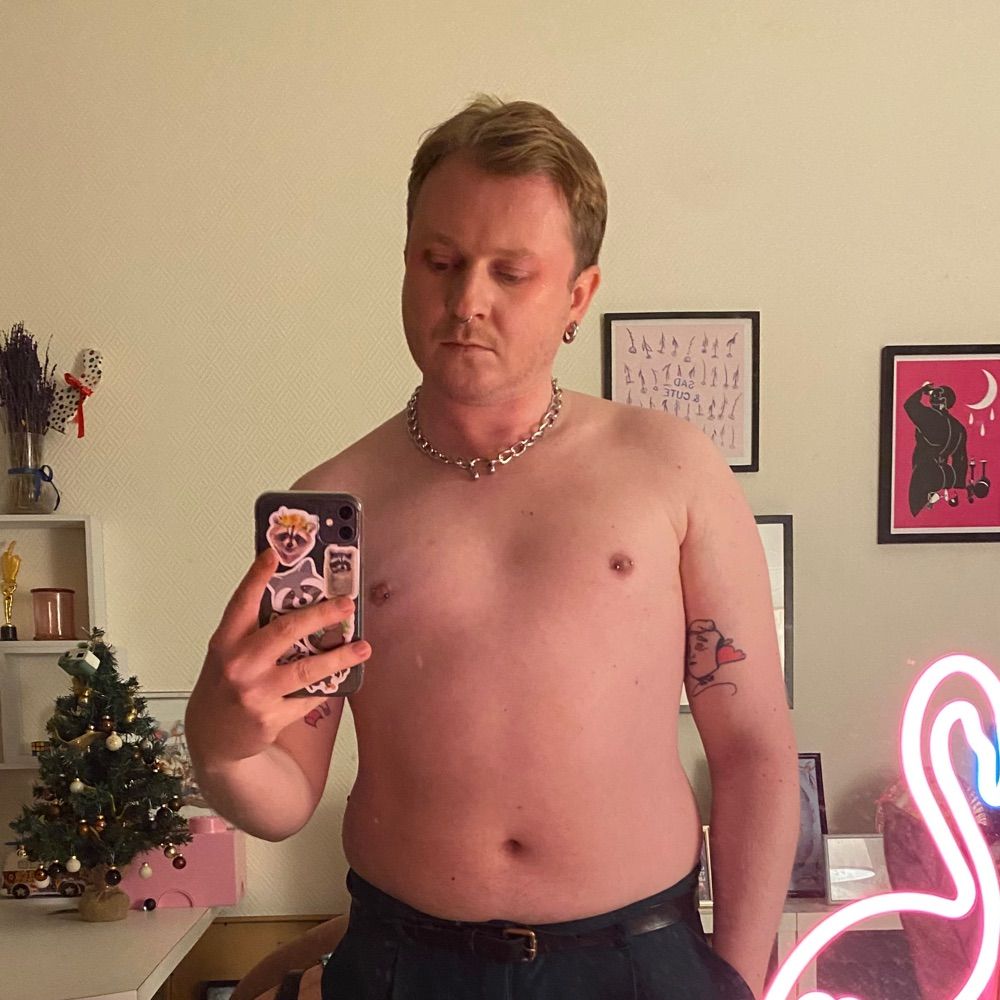 Another random gay