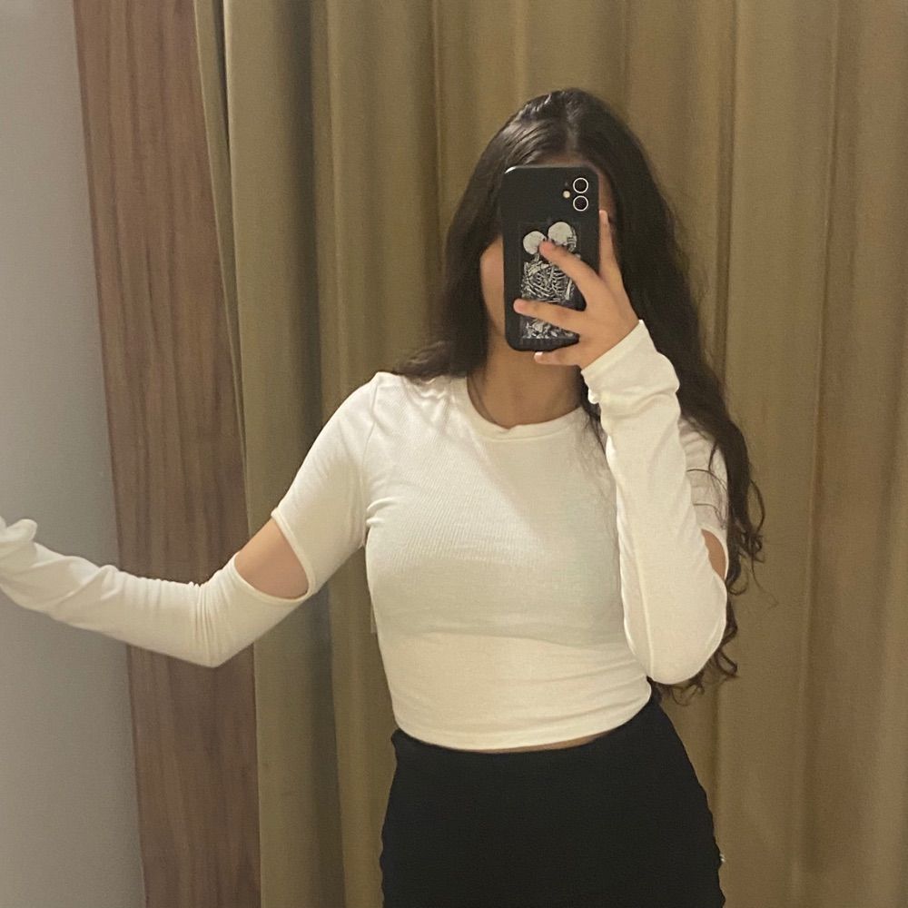 larissa.