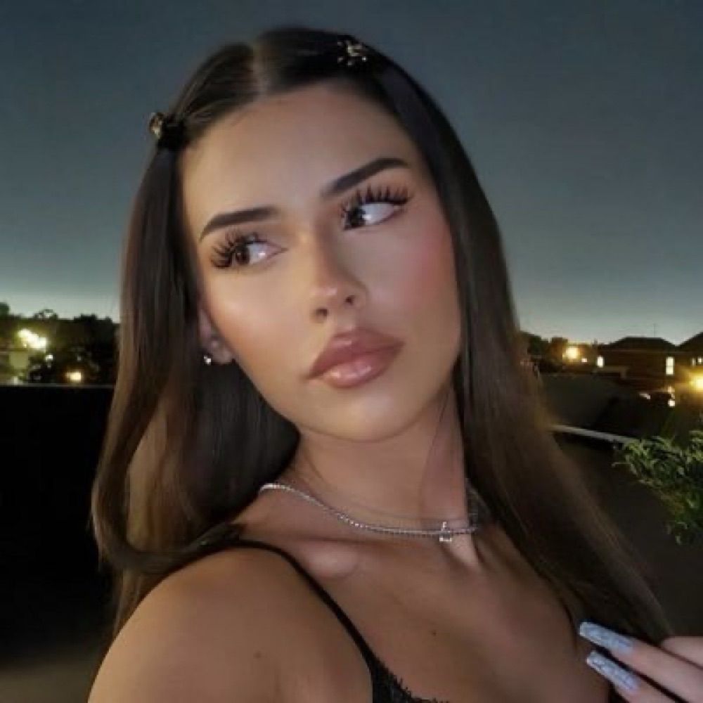 gabi.