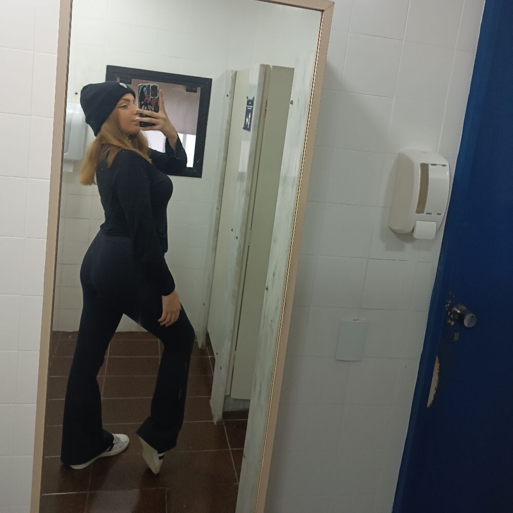 Pole dancer em celibato 