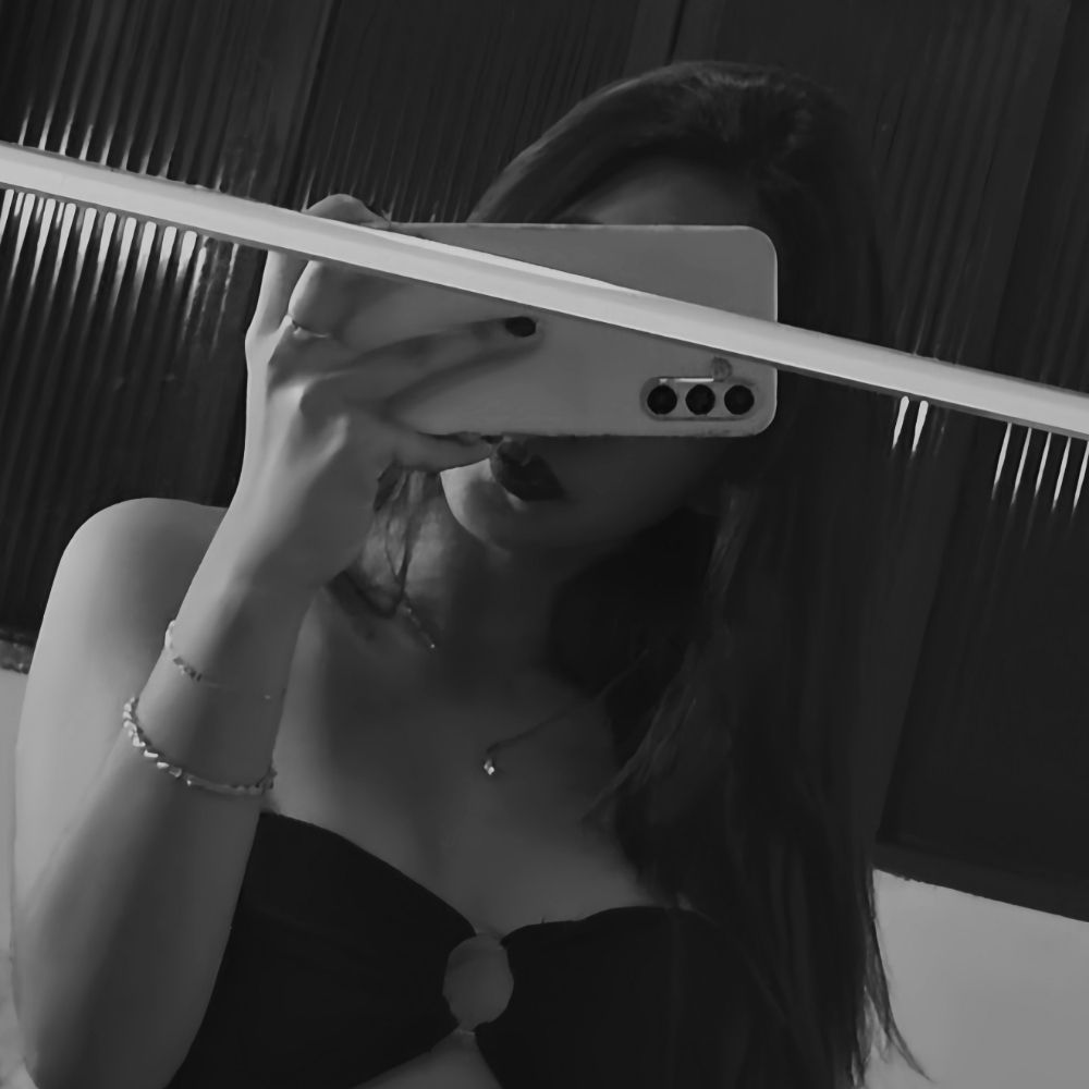 ℳℴ̂𝓃𝒾𝒸𝒶 𝒮ℴ𝓊𝓏𝒶