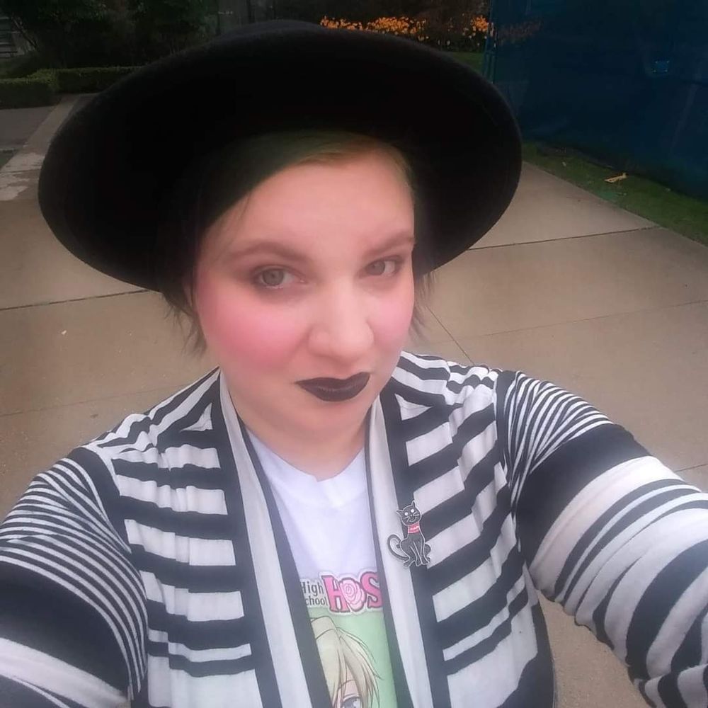 Anne Honeycutt (she/her/they/them)