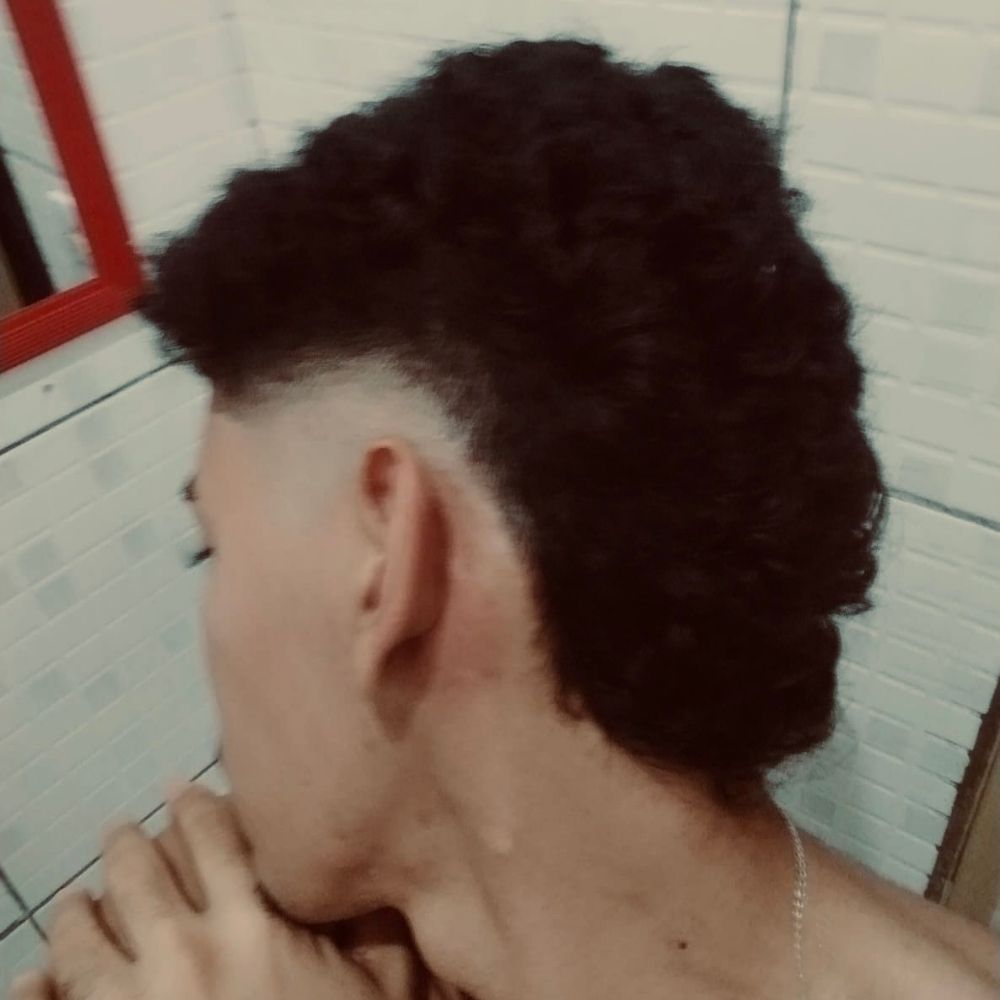 (re)produzindo surtos | ★★★★★