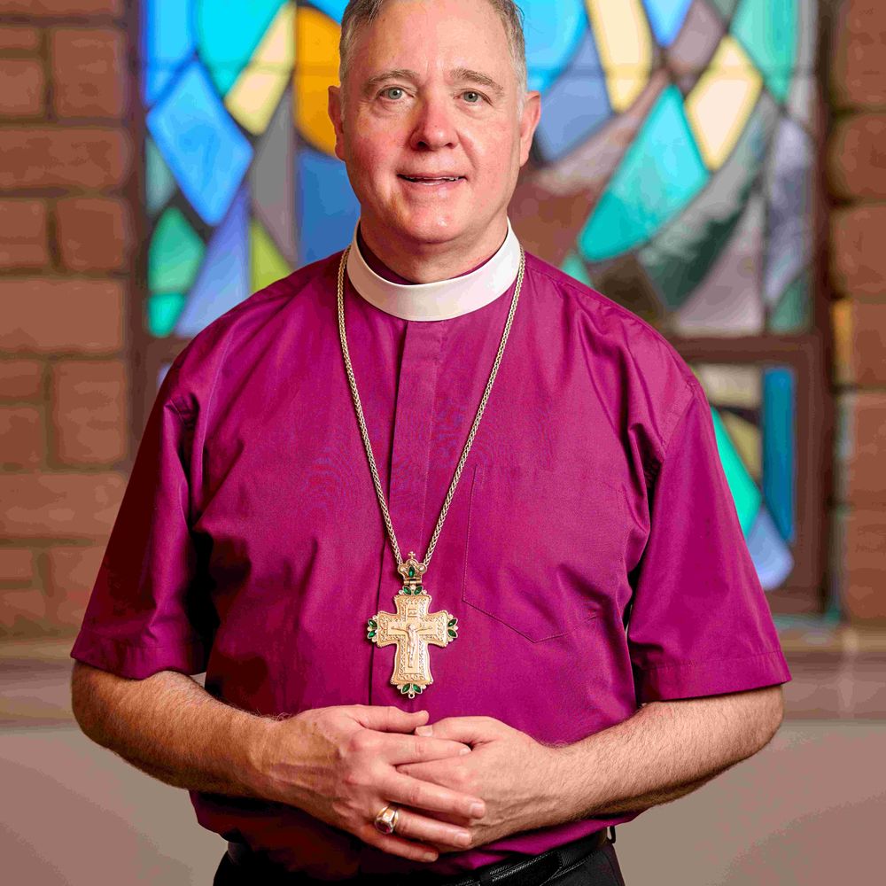 Bishop Dewayne Messenger