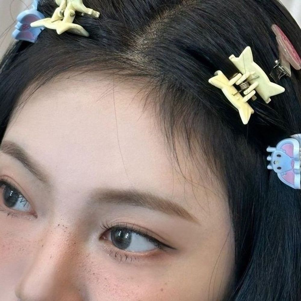 ✰