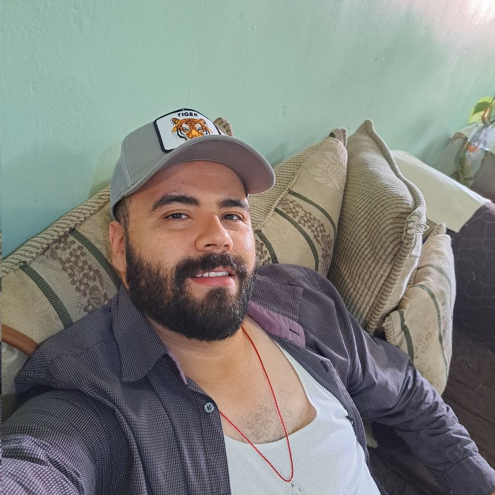Álvaro Max
