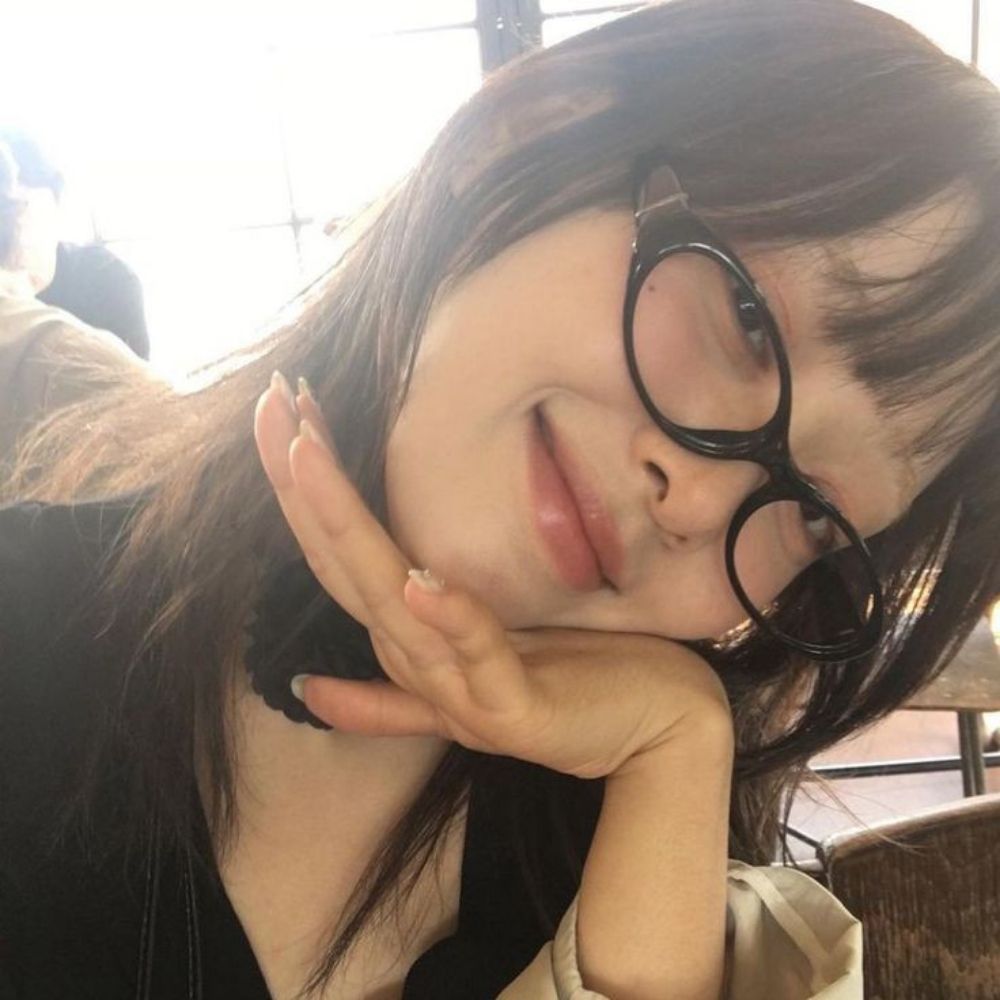 ✿.