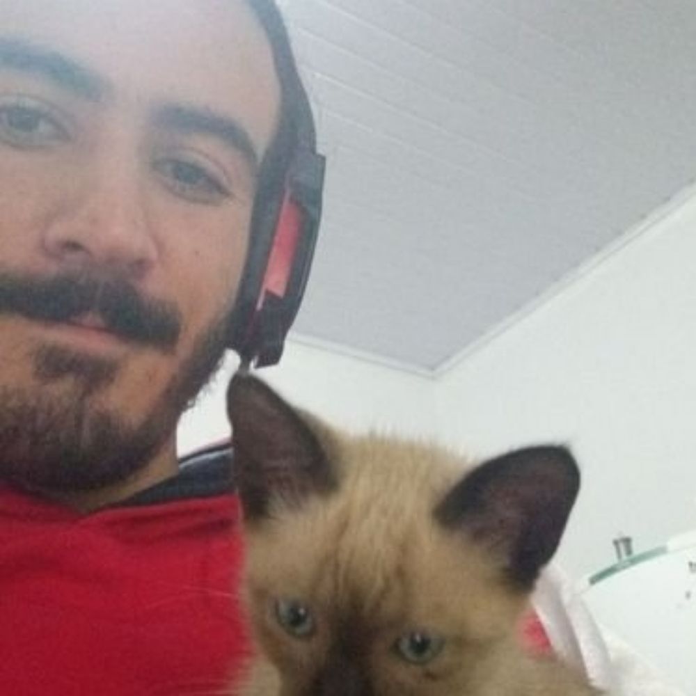 Mau 