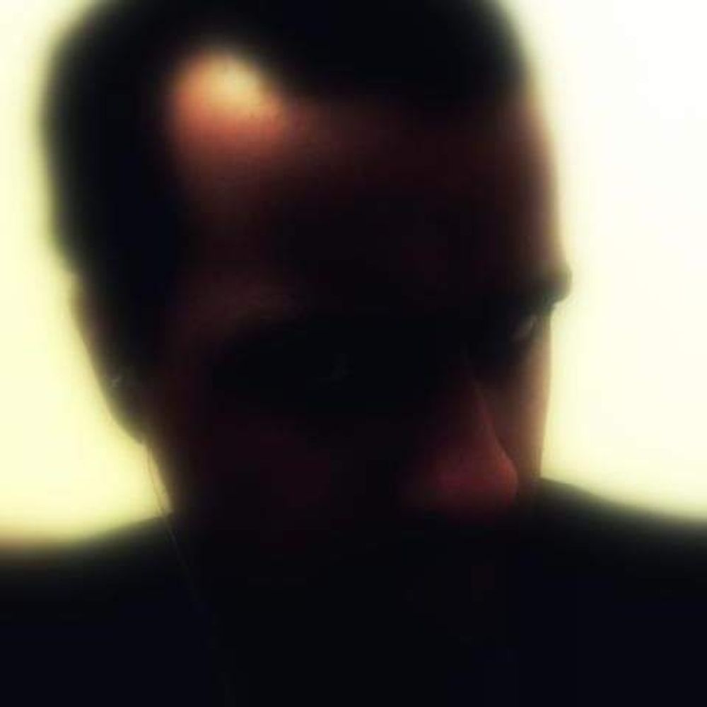 Curioustache
