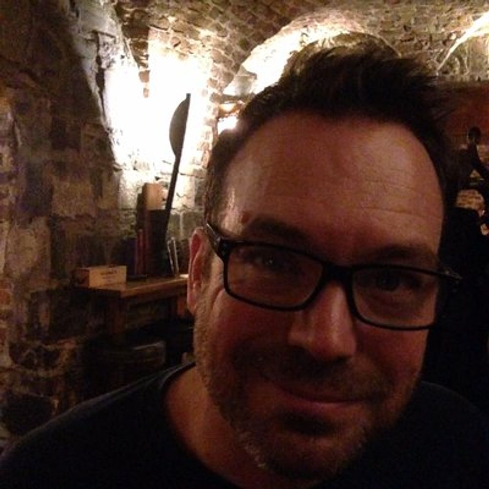 Andrew Holmes