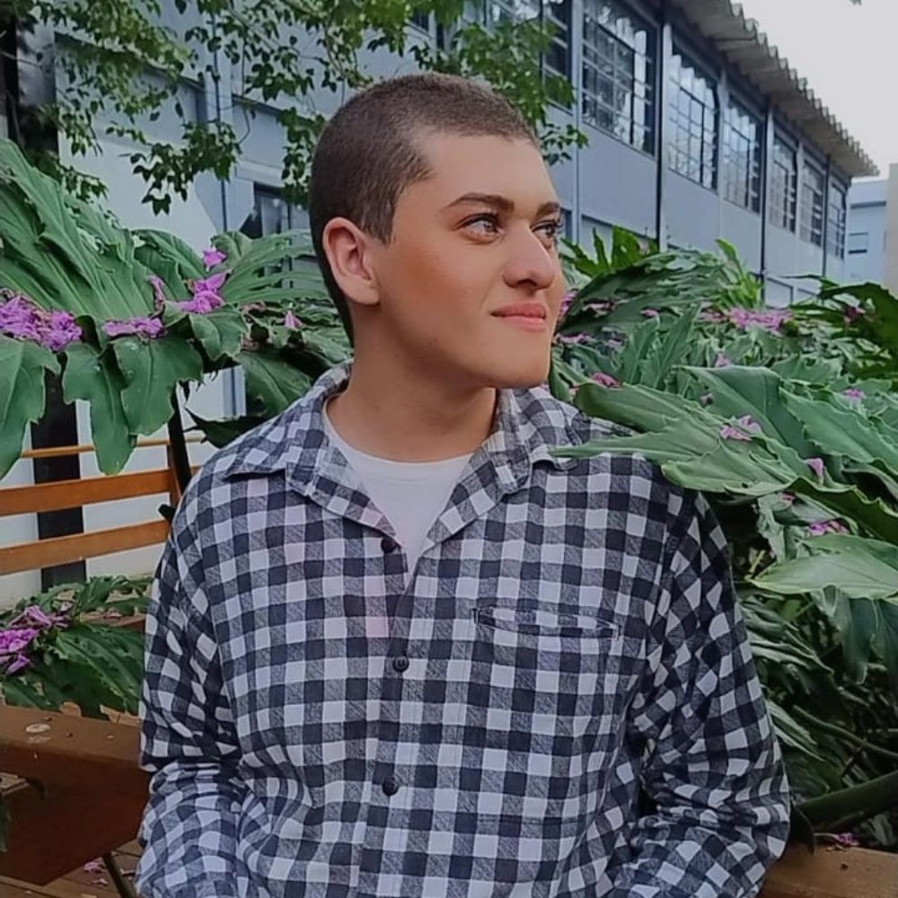 Hugo Fontana( A gay do interior vestibulanda exausta )