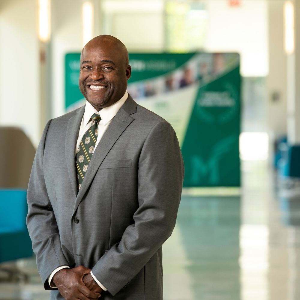 Dr. Gregory Washington