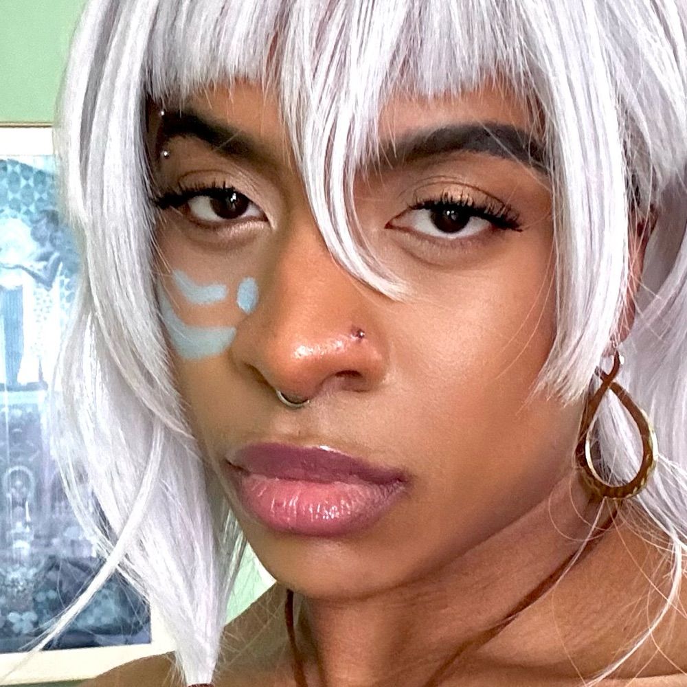 the infraggable twunk (she/they/he)