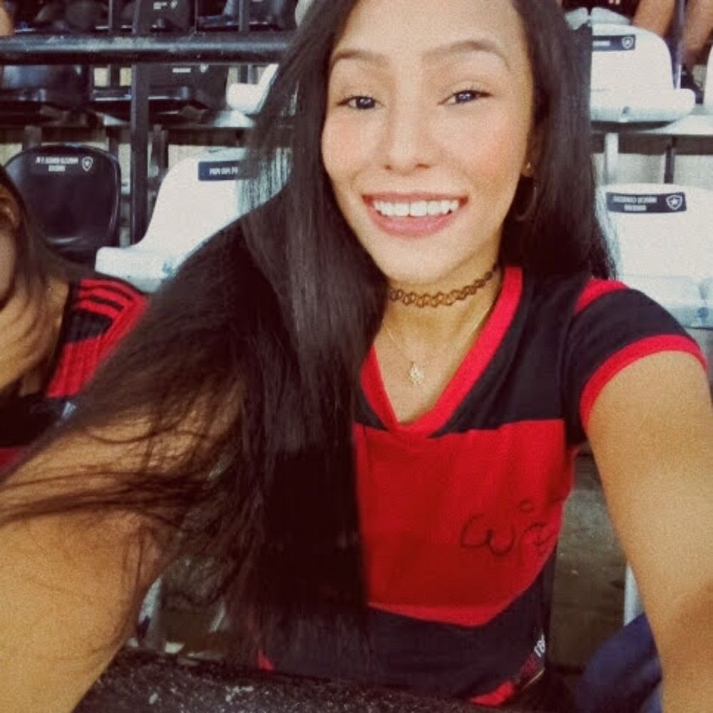 mônica Nascimento 