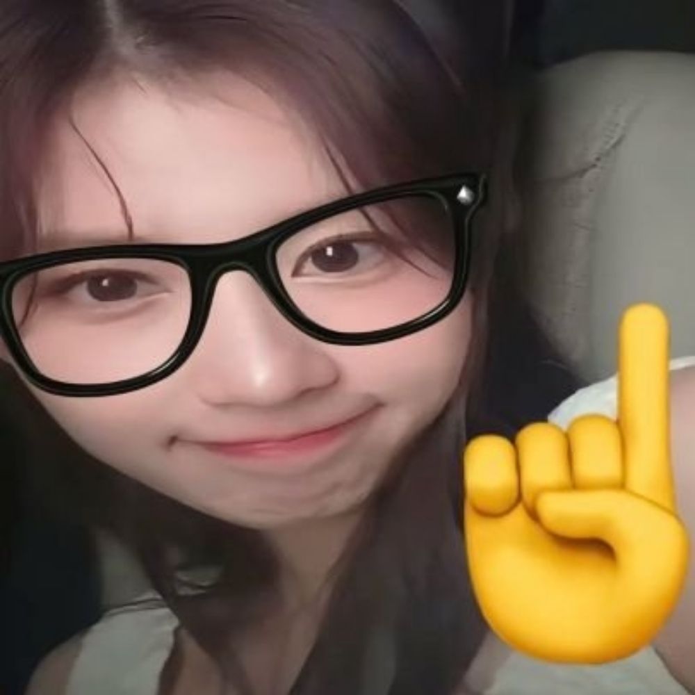 Carolzita🦉⁹'⁴'⁵