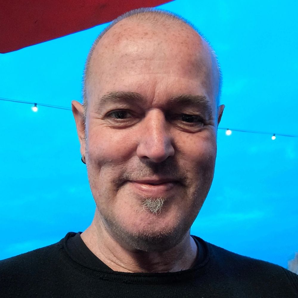 Jens R.