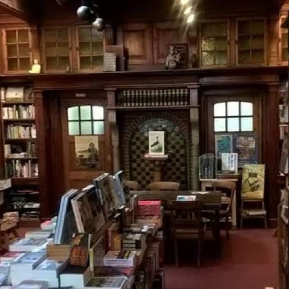 Boekhandel Den Boer