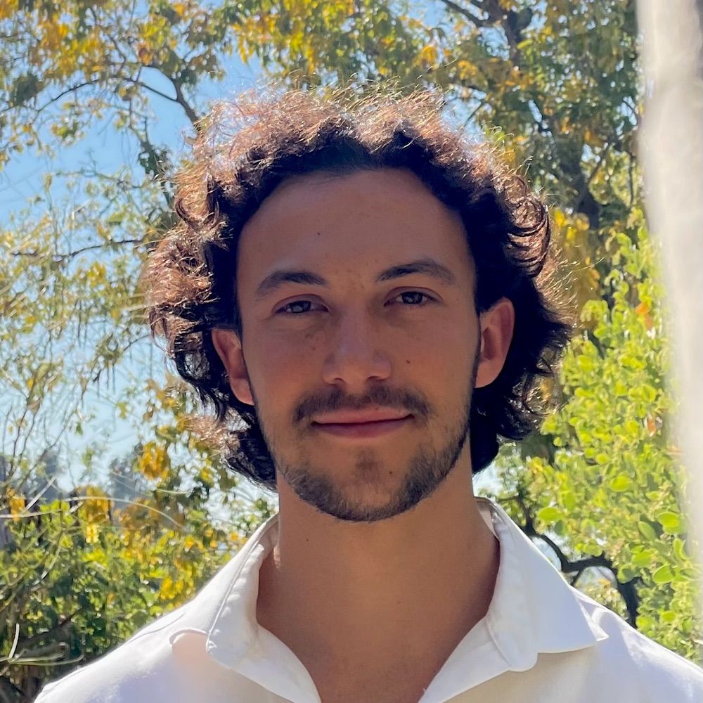 Victor Swezey