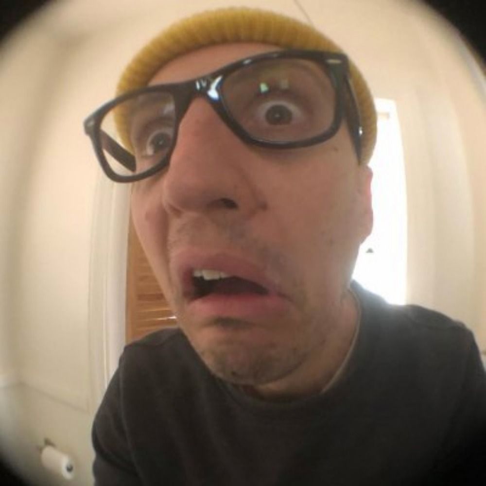 toonholechris