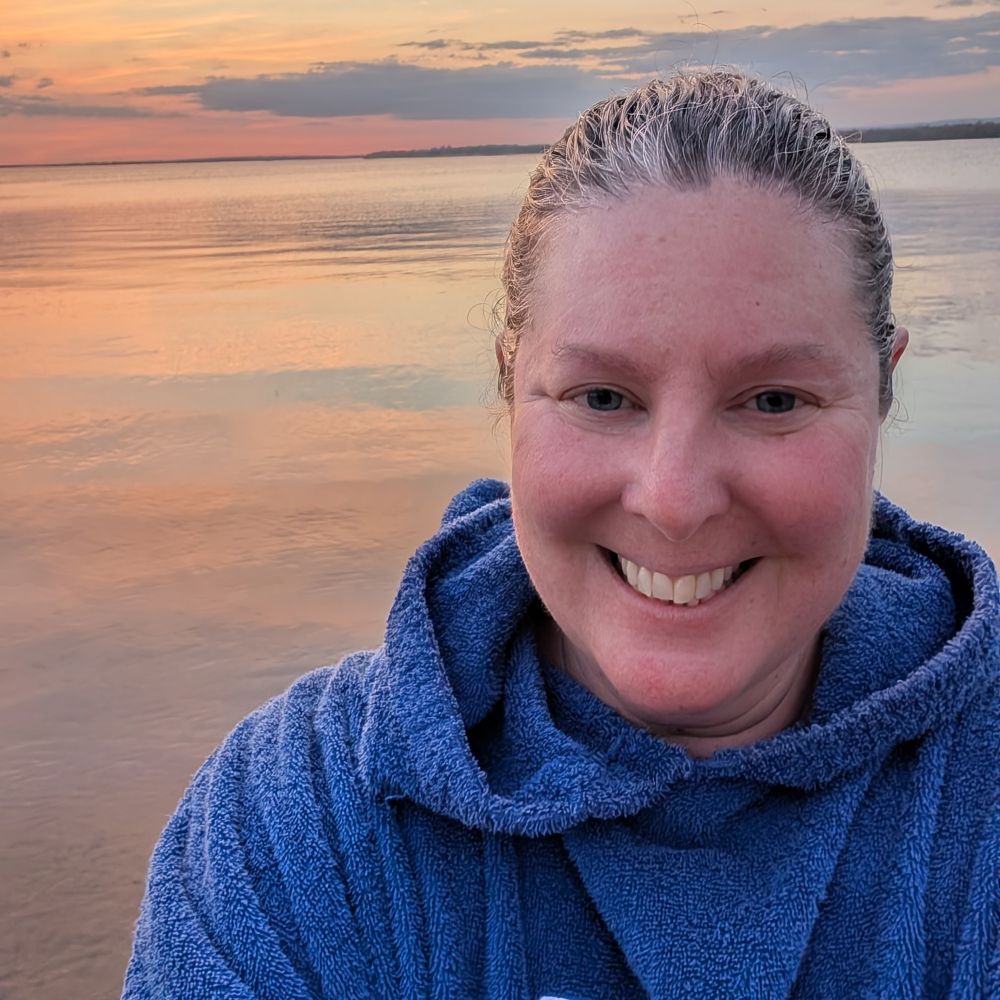 Pamela Stewart 🇨🇦  Artist (she/her)
