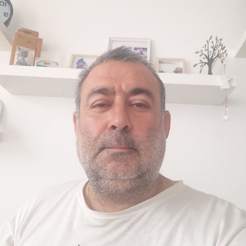 Özer Aygün Uğur