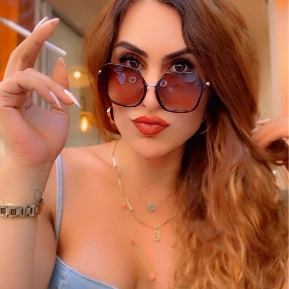 azade