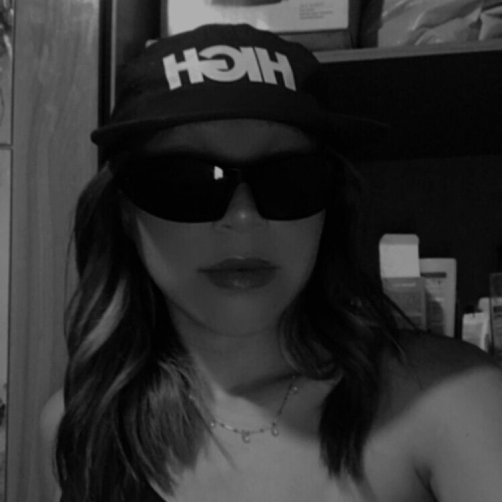 J💋