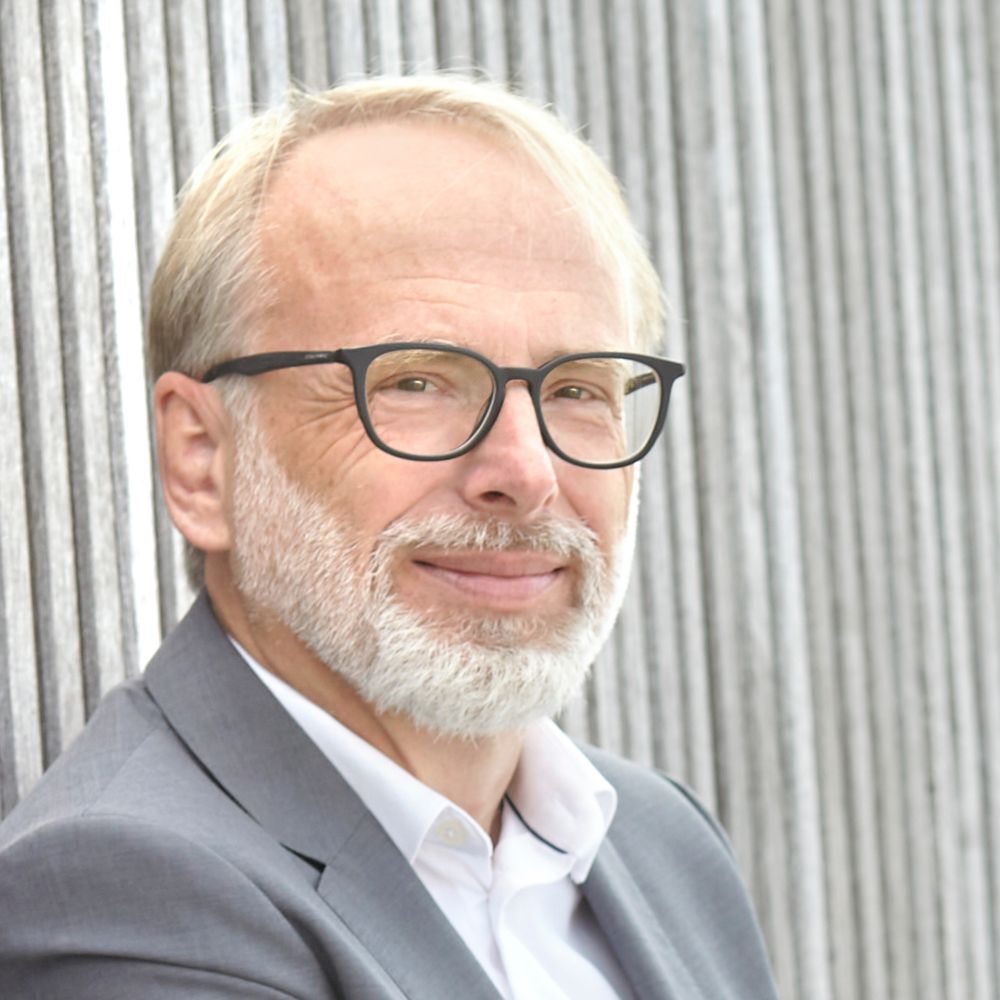 Oliver Schröm