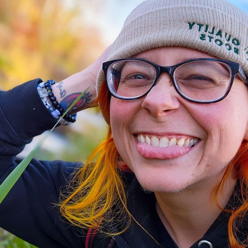 El Whitcombe, Cryptid Camp Counselor
