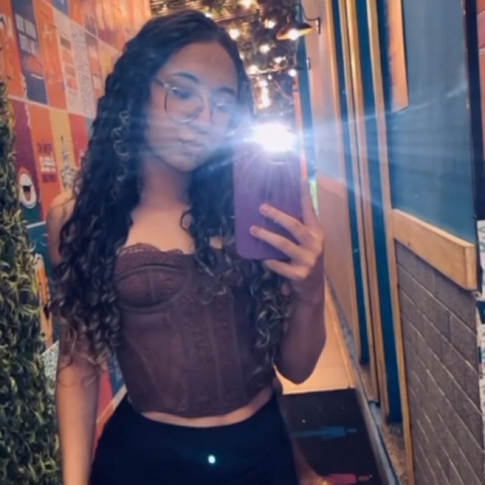 ni🎀