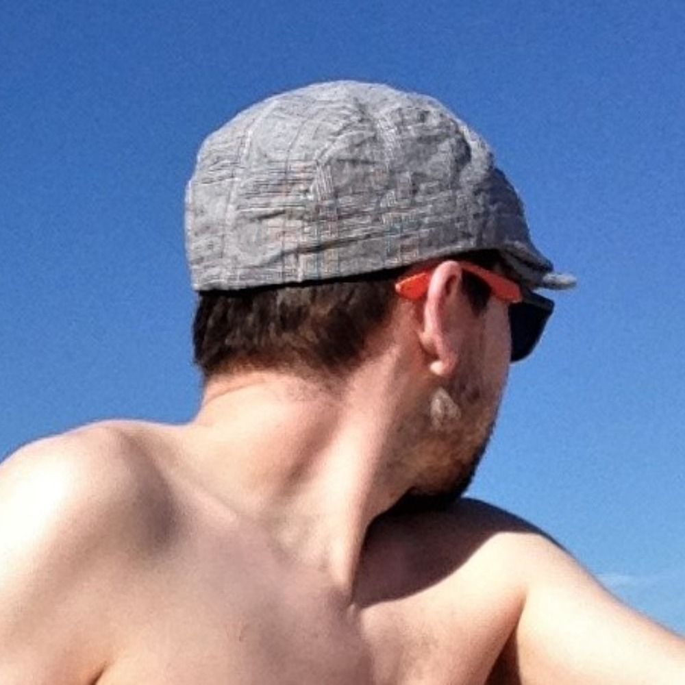 Gay Nudist