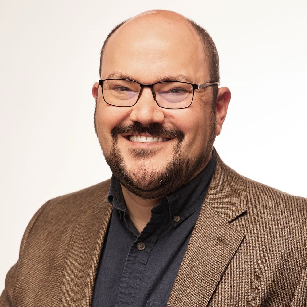 Travis Lyons