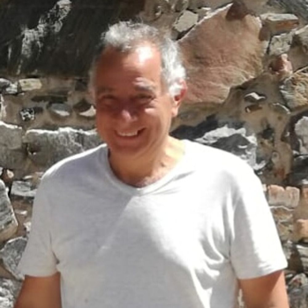 Carlos E Quevedo