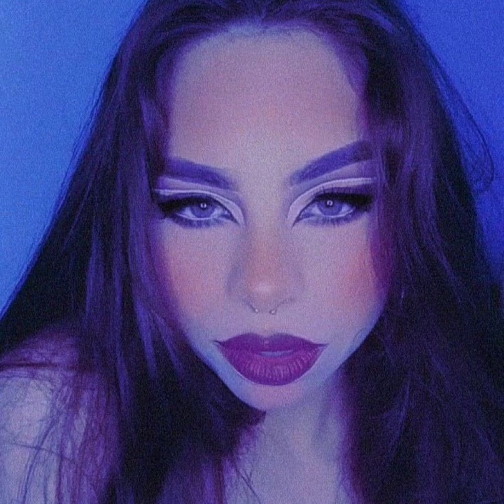 Kim 💜