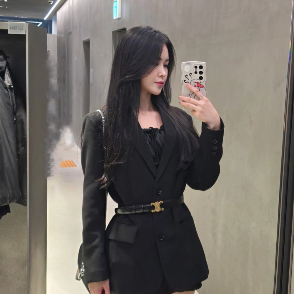 Mia