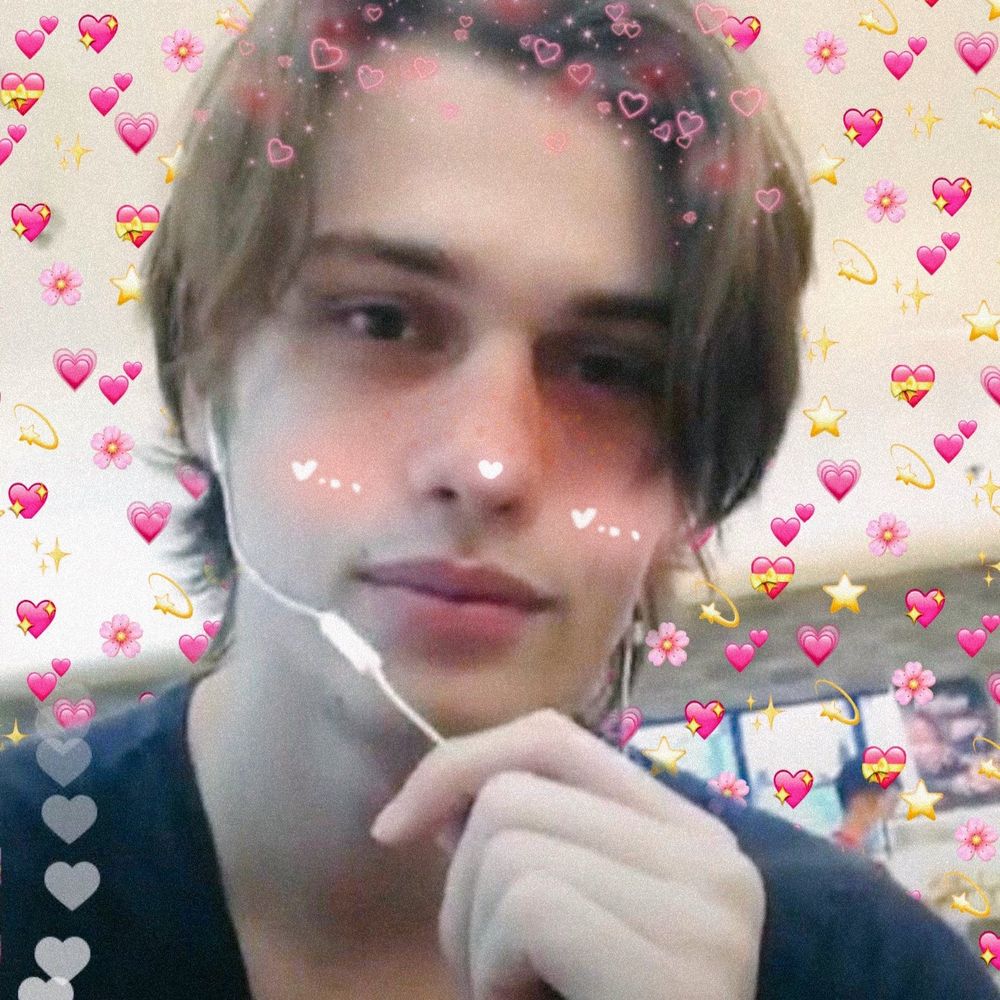 so all roses 🥀🧸