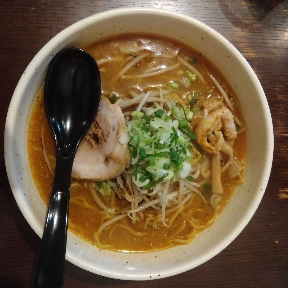 三上
