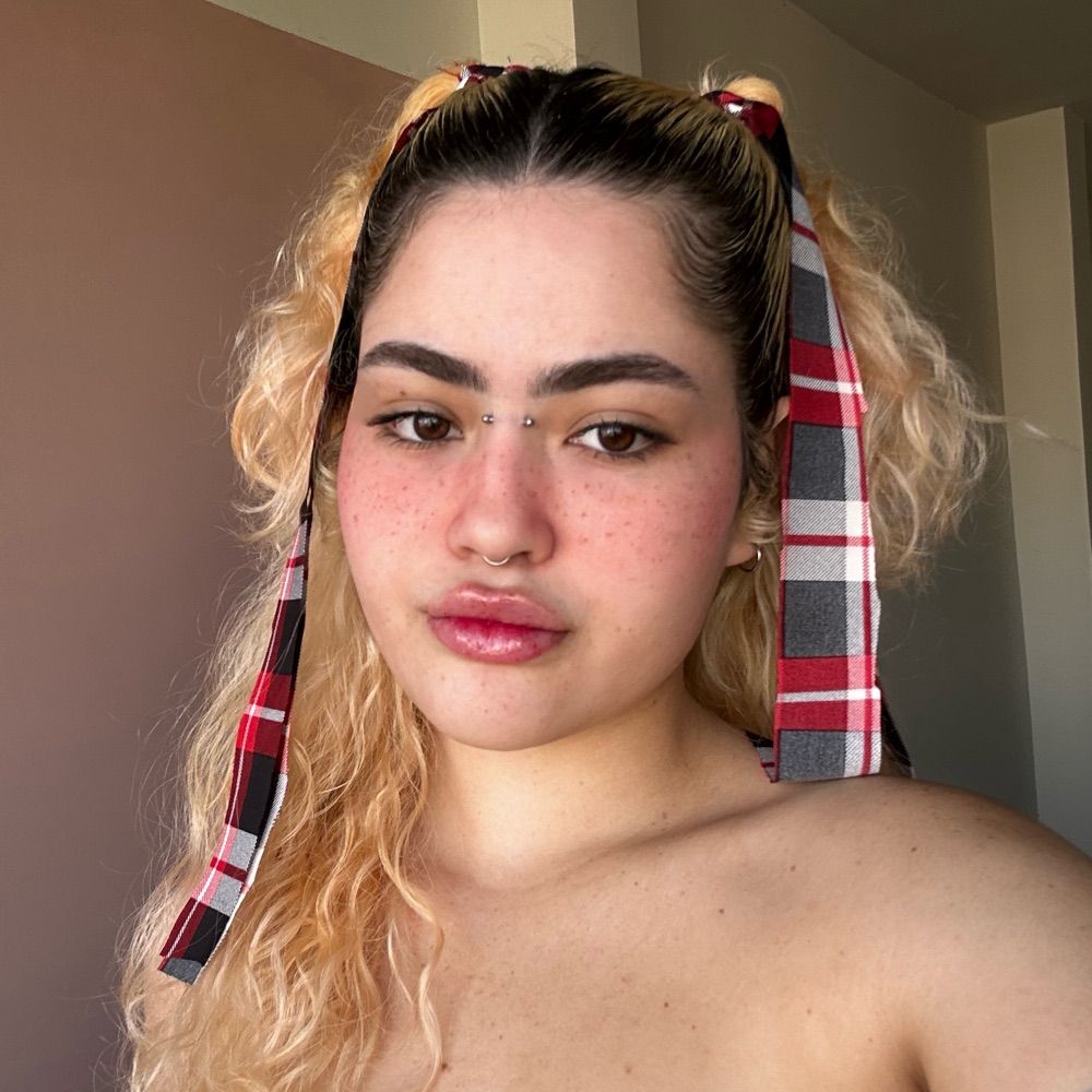 gatinha comunista