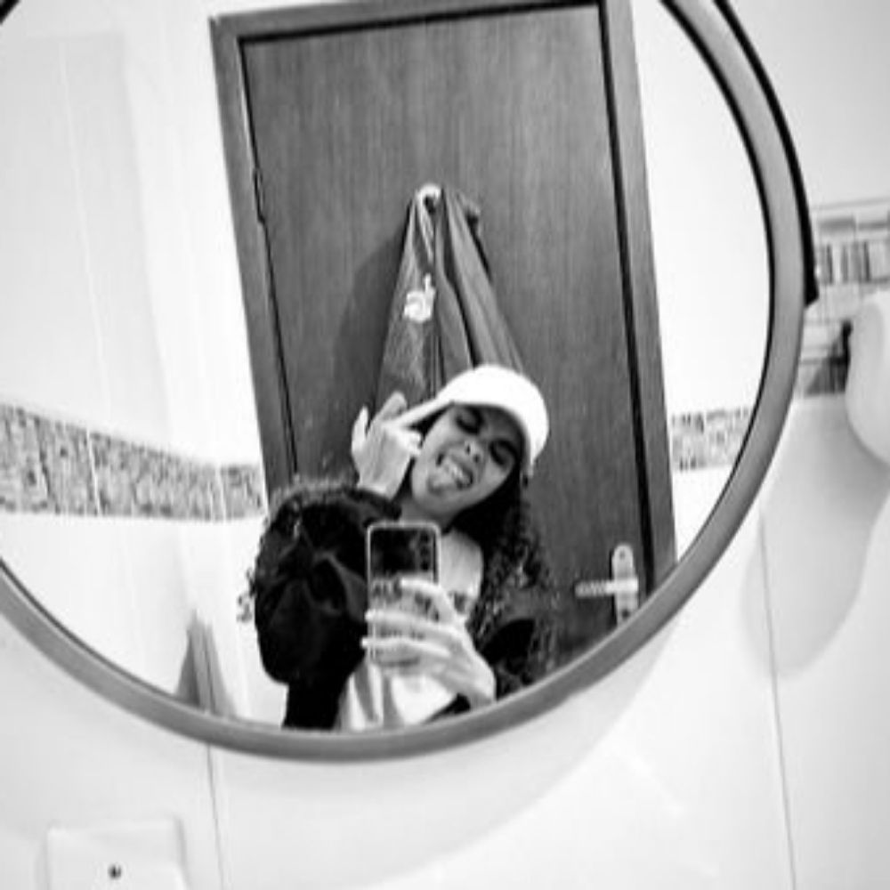 Laura Beatriz 
