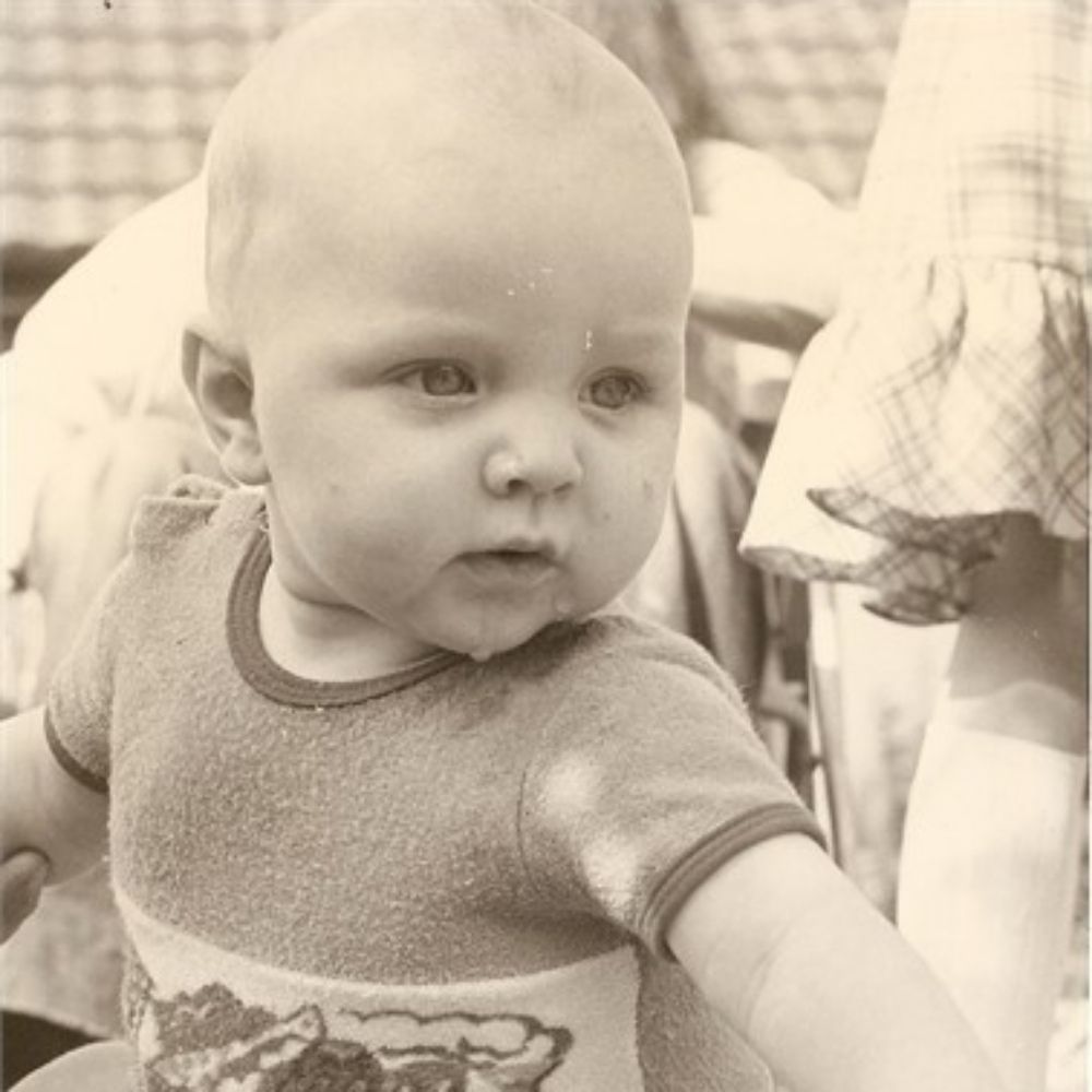 Leon J Duffy